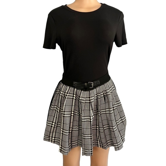 Bershka Black and White Plaid Pleated Mini Skirt - Picture 2 of 8